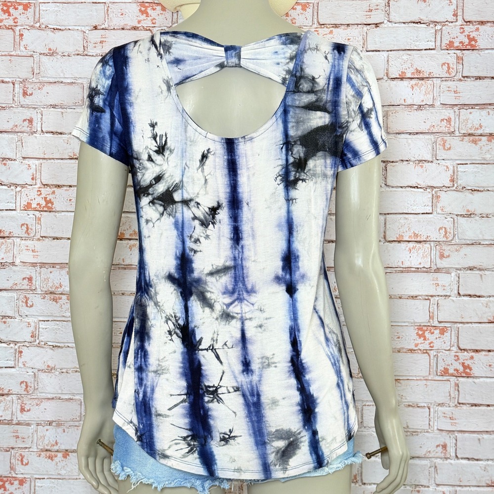 BLEU Womens Blue Tie Dye Short Sleeve Bow Back Cutout Indie Top Medium  Artistic
